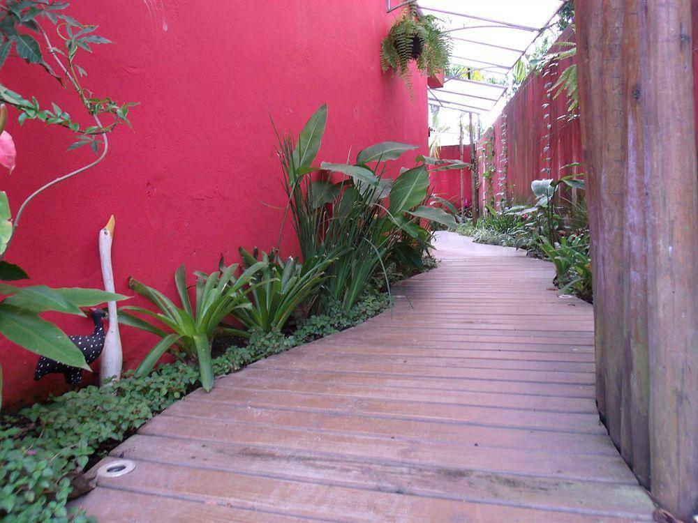 Pousada Parcel Das Ilhas Barra do Sahy Exterior foto